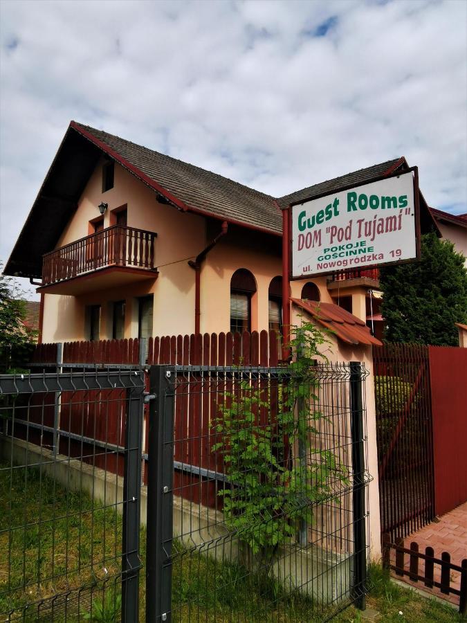 Dom Pod Tujami Bed & Breakfast Cracovia